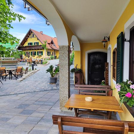 Bed and Breakfast Weingut Fellner Leutschach Exterior foto