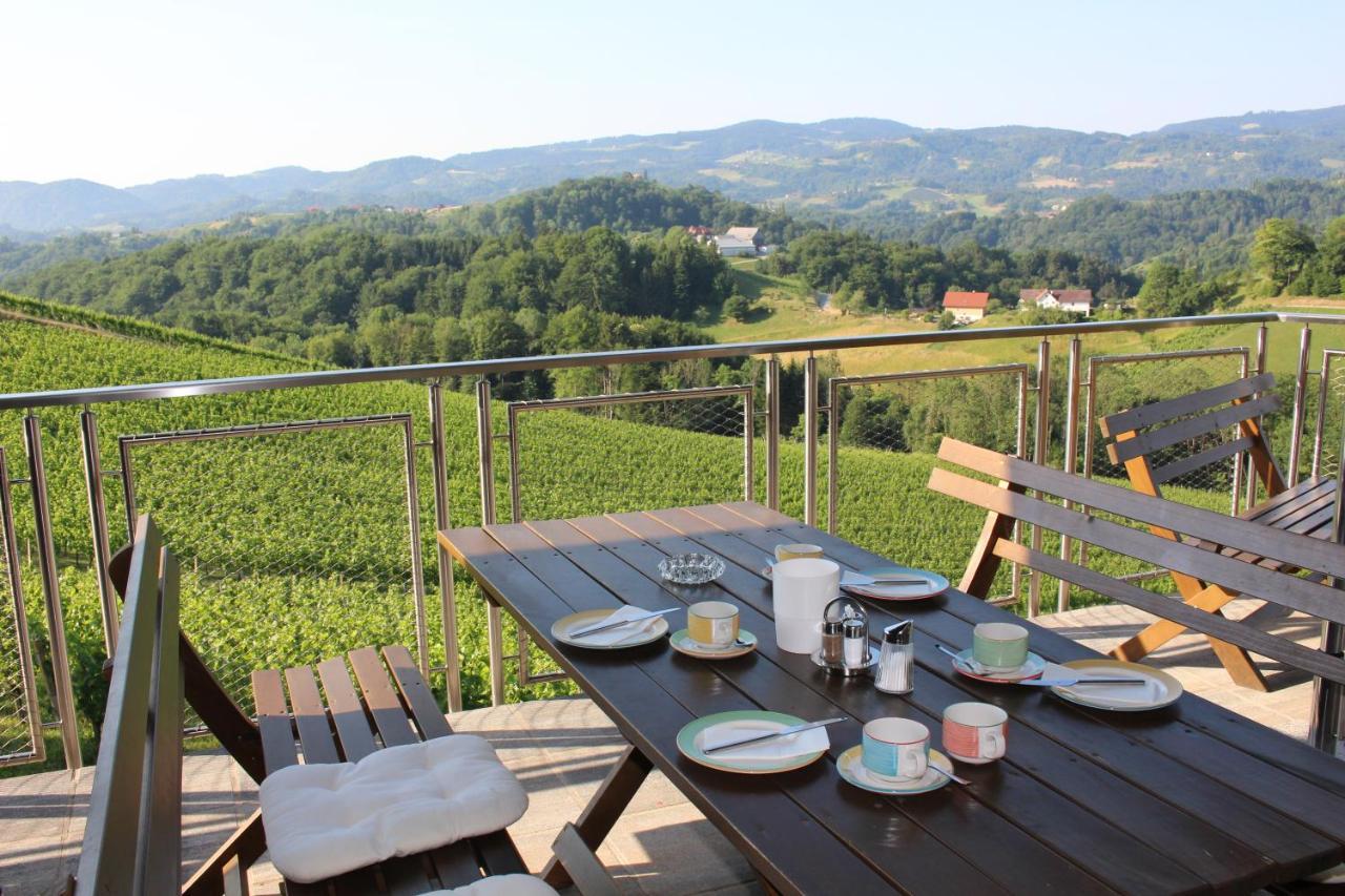 Bed and Breakfast Weingut Fellner Leutschach Exterior foto
